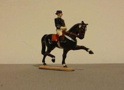 null QUIRALU, rare Napoléon à cheval avec le cheval marchant au pas (E) 