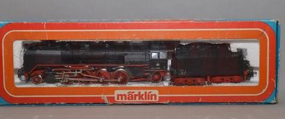 null MÄRKLIN 3082, locomotive à vapeur type 141, tender 4 axes, noire de la DB 41334...