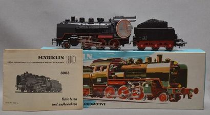 null MÄRKLIN 3003, locomotive 130, tender 3 axes, noire, inscription peinte 24058,...