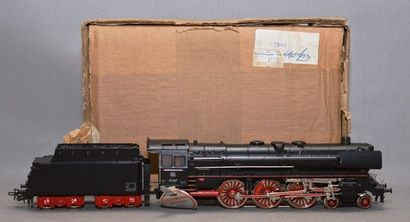 null MÄRKLIN 3948, boîte de montage de la locomotice Pacific, noire, avec fumigène,...