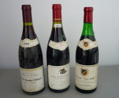 null BOURGONGNE rouge, 2 bouteilles "COTE DE BEAUNE-VILLAGES" : 1 millésimée 1988-Arnoux...