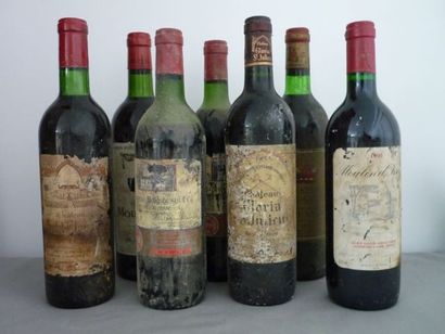null BORDEAUX rouge, ensemble de 7 bouteilles diverses :

1 "Mouton Cadet 1977" (niveau...