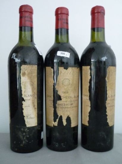 null BORDEAUX rouge, Saint-Emilion, 3 bouteilles "CHATEAU CHEVAL-BLANC", Premier...