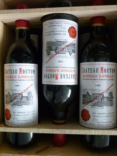null BORDEAUX rouge, Bordeaux Supérieur, 6 bouteilles en boite d'origine en bois...
