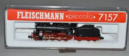 FLEISCHMANN Piccolo Ecart N : 7157 locomotive, 140, tender 3 axes, noire, type BR...
