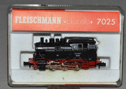 FLEISCHMANN Piccolo Ecart N : 7025 loco-tender, 030 noire, type BR 80 (MB) en ordre...