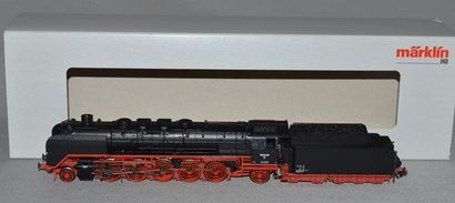 MARKLIN HO Réf. 37453, locomotive allemande BR 45, type 151, tender 5 axes, noire,...