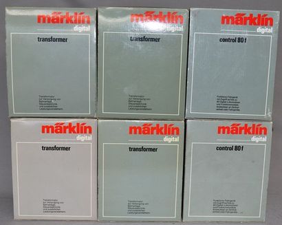 MARKLIN HO Commande digital (6) : 2x 6036 control F - 4x transfos 6002, le tout en...