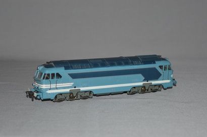 null FLEISCHMANN, loco diesel française CC 68001 en bleu et gris (E) [en état de...
