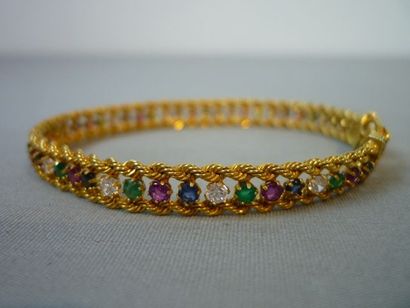 null Bracelet en or jaune 14k serti de 13 saphirs, 12 diamants, 12 émeraudes et 12...