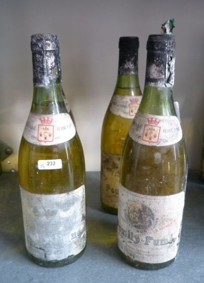 null LOIRE, blanc, Pouilly-Fumé s.m., 4 bouteilles [traces d'humidité, étiquettes...