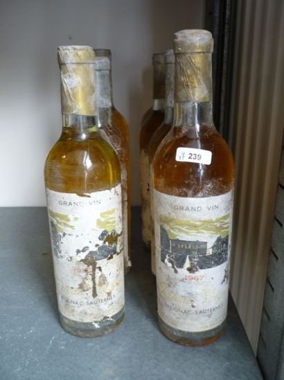 null BORDEAUX (PREIGNAC-SAUTERNES), blanc liquoreux, Château Voigny 1967, 7 demi-bouteilles...