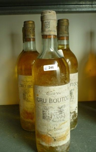 null BORDEAUX (SAUTERNES), blanc liquoreux, Cru Boutoc 1975, 5 bouteilles [traces...