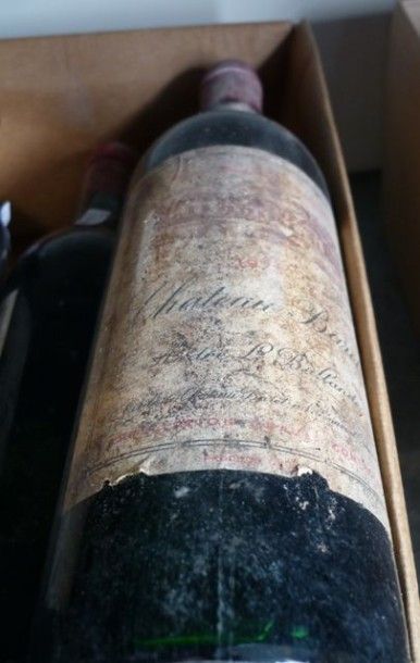 null BORDEAUX, rouge, Château Baret 1973, 6 bouteilles [traces d'humidité, étiquettes...