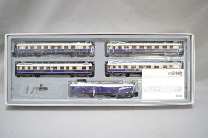 null MÄRKLIN 4228, set de 5 voitures Rheingold pour trains rapides de la DRG en violet...