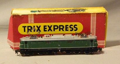 null TRIX Express 2235, motrice allemande CC E50 009 en vert à 2 pantos [quasi neuve...