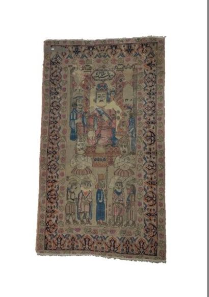 PERSE Important tapis ancien à motifs figuratifs "Scène de cour", dates et mention...
