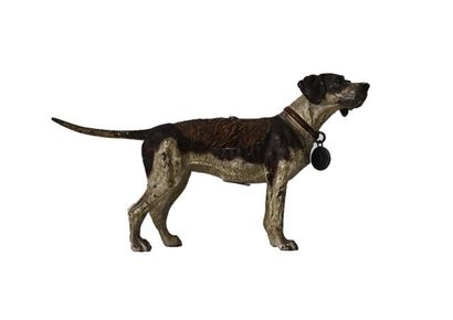 VIENNE VIENNE, chien formant brosse avec médaille de saint Hubert, fin XIXe, bronze...