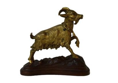 null "Bouc", fin XIXe, sujet en bronze sur socle de bois, l. 19 cm [bris au niveau...