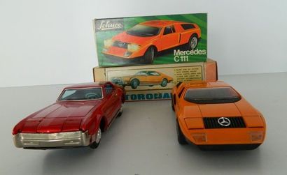 null Automobiles (2) : SHUCO 351 208, Mercedes C111 en plastique orange, à batterie,...