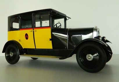 null CITROËN B14 de 1927, taxi parisien en tôle noire et jaune, "reproduction Bresosoms...