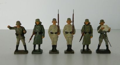 null LINEOL, 6 soldats allemands : 2 en capote, fusil sur le bras - 2 au garde-à-vous...