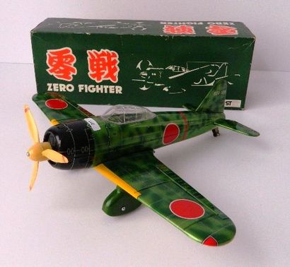 null ST Japan, Zero Fighter en tôle lithographiée verte, l. 30 cm [très bel état...