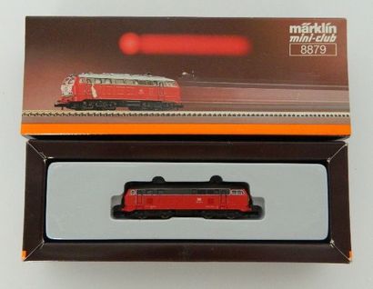 null MÄRKLIN mini-club 8879, loco diesel allemande BB 218 rouge (EB).