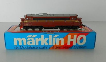 null MÄRKLIN 3143, loco diesel CC en brun-crème des NSB, boîte à fenêtre bleue et...