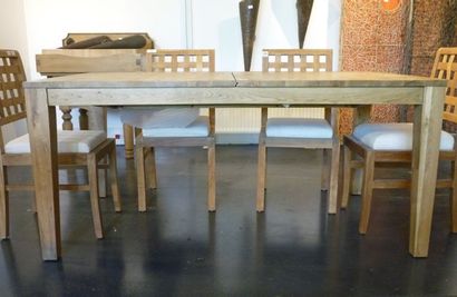 null Table rectangulaire en chêne naturel (avec deux allonges), 77x170x100 cm.
