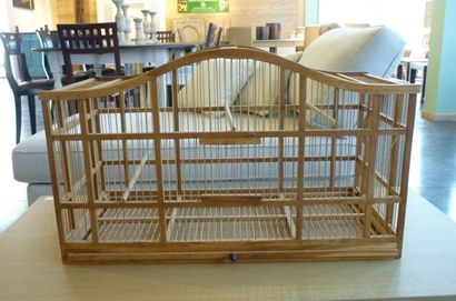 null Cage à oiseaux en teck, petite taille, 42,5x69,5x33,5 cm.