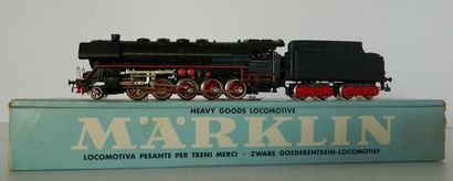null MÄRKLIN 3027, locomotive 150 noire, tender à 4 axes, série 44 690 de la DB,...