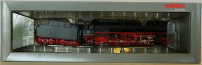 null MÄRKLIN 3792, locomotive 141 noire, type BR 041, série 041 234-4 de la DB, tender...