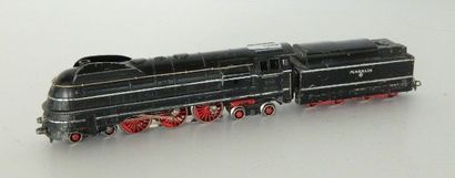 null MÄRKLIN SK800, locomotive à vapeur 232 carénée noire, tender à 4 axes, 2 feux...