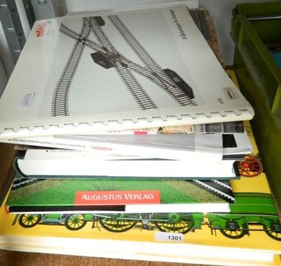 null LIVRES : World of Trains, 1966 ; De wereld van de treinen, 1990 ; MÄRKLIN Gleisplanbuch...