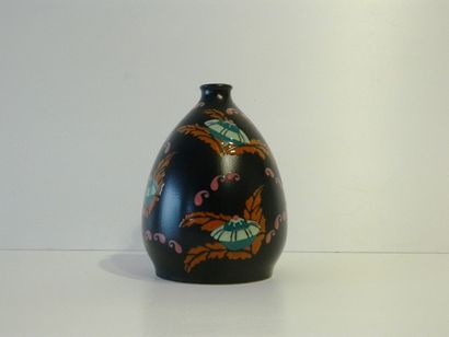 NIMY (fabrication belge) Vase d'époque Art déco à décor floral polychrome, circa...