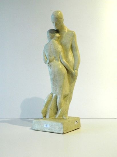 null ANONYME, "Couple de danseurs", circa 1930, groupe en céramique à couverte craquelée,...