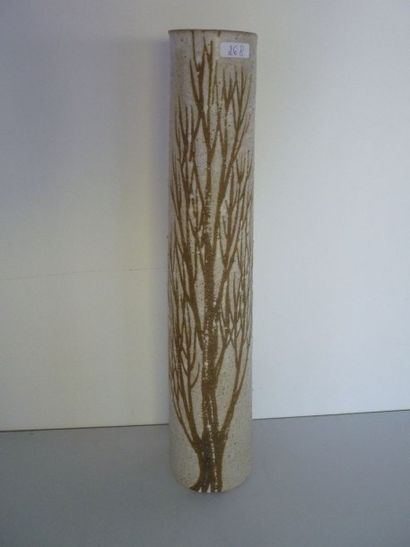 null Vase soliflore en faïence à décor végétal stylisé, marqué [AD] en creux dans...