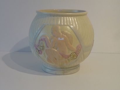 ORCHIES (fabrication française) Important vase boule en faïence craquelée ocre, décor...