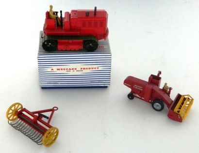 null DINKY (3) : 963, Heavy Tractor (EB) [chenilles endommagées] - faneuse rouge...