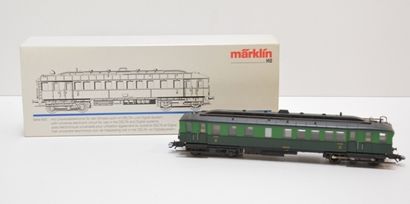 null MÄRKLIN 3426, autorail à bogies, série 600.02 de la SNCB en vert deux tons,...