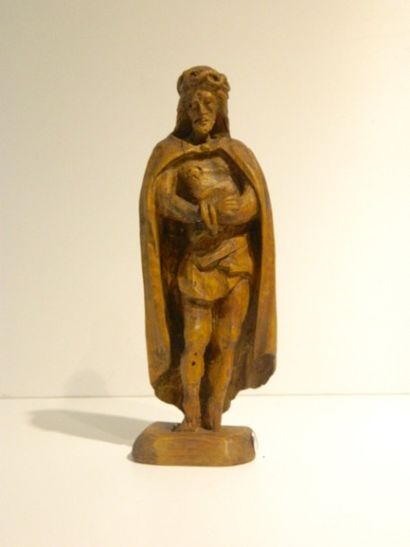 null "Christ de pitié", travail régional ancien, buis sculpté, h. 23 cm [petits manques,...