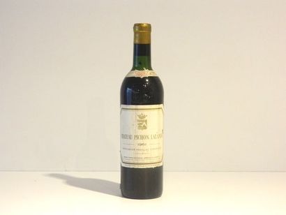 null Bordeaux, Pauillac, une bouteille du Château Pichon Longueville Comtesse de...