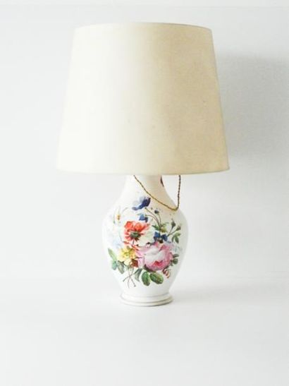 null BRUXELLES, grand vase à décor floral polychrome à bords dorés monté en lampe,...