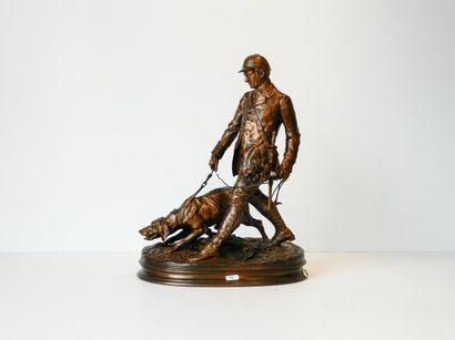 MENE Pierre-Jules (1810-1879) "Valet de limier", 1879, sujet en bronze à patine cuivrée,...