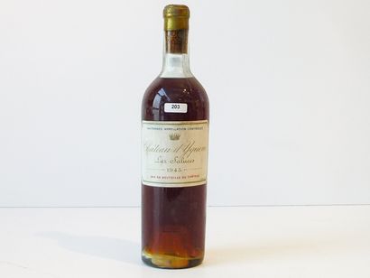 null BORDEAUX (SAUTERNES), blanc liquoreux, Château d'Yquem, 1945, une bouteille...