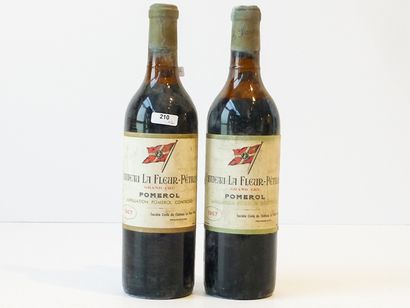 null BORDEAUX (POMEROL), rouge, Château La Fleur-Pétrus, grand cru 1967, deux bouteilles...