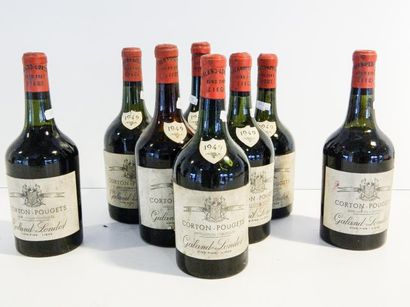 null BOURGOGNE, rouge, Corton-Pougets, 1949 (six) et s.m. (deux), huit bouteilles...