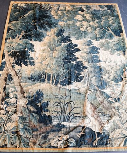 AUBUSSON "Verdure avec échassier", XVIIIe, tapisserie, 260x204 cm [usures et petite...