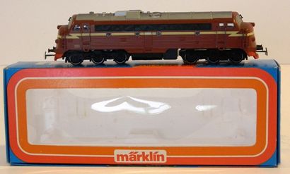 null MÄRKLIN 3143, loco diesel CC en brun et crème, série 3605 des NSB, sonderserie...